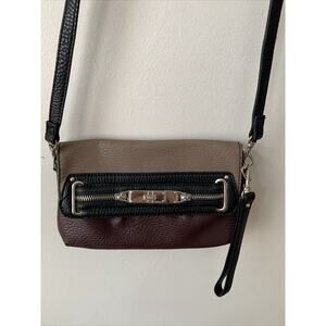 Ralph Lauren Chaps Alexa Wristlet Clutch Vegan Leather Purse Cross Body Wallet